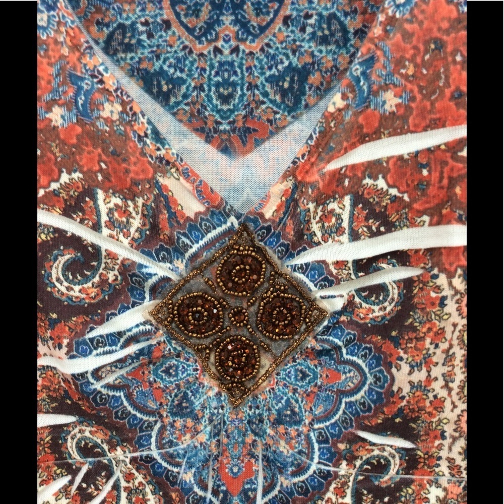 ONE World tunic. - Picture 3 of 4